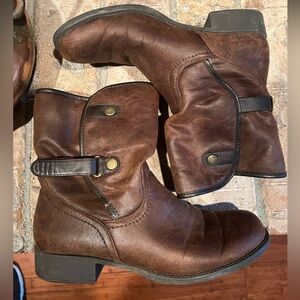 Baretraps Brown Boots